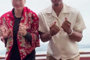 李梦威少梦幻联动感觉梦姐这体格能单打威少